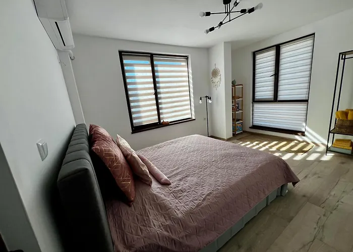 Appartement еко дрийм за гости в Sjoemen